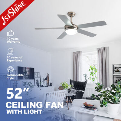 Harga bagus Kipas langit-langit perak modern 52 inci dengan lampu LED 3 warna dan motor AC yang kuat on line